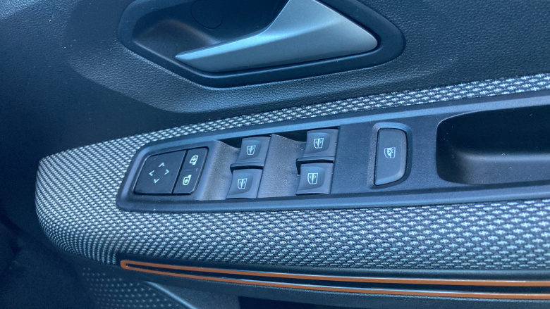 Dacia Sandero Stepway 1.0 TCe Journey 5dr Petrol Hatchback